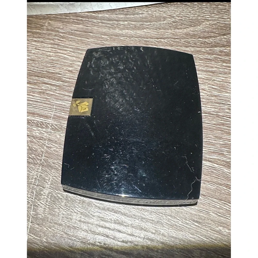 Lancome Blush Subtil Duo Two Good To Be True Powder Blush Compact discontinued‎